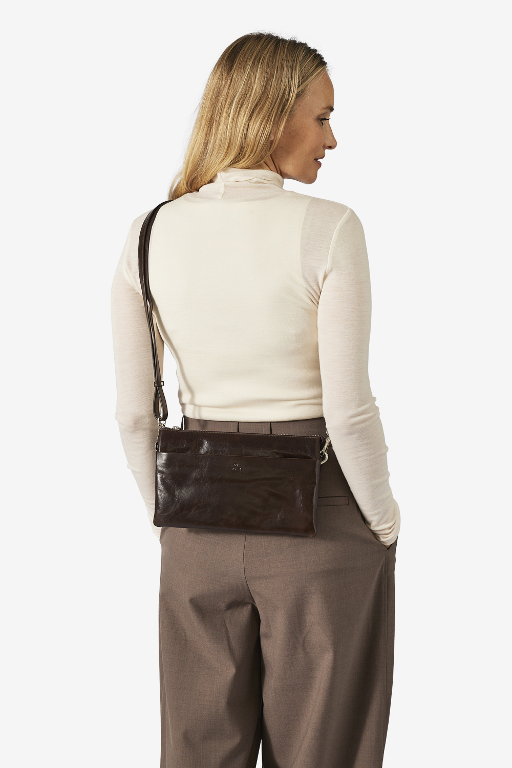 154369_Dark-brown_Image1