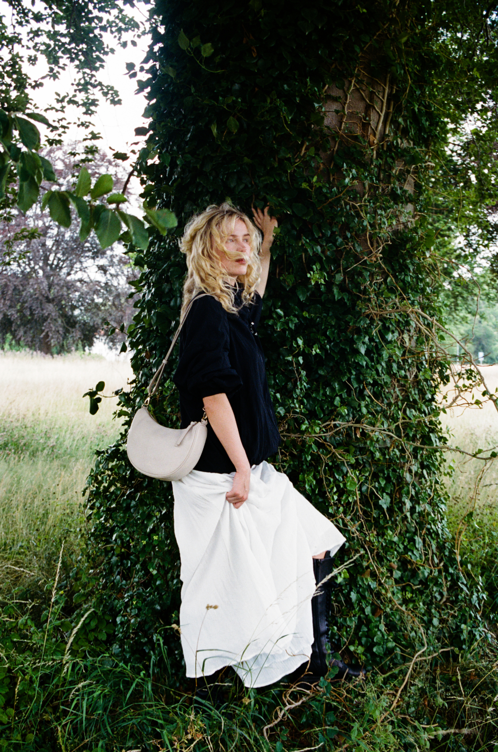 Adax_campaign_ss25-21